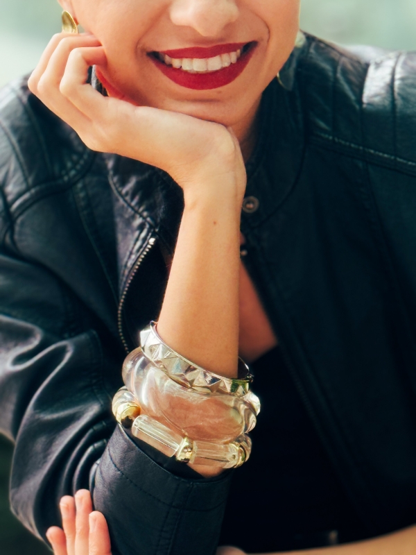 Bracelete Transparente Fino com Dourado - Imagem 2