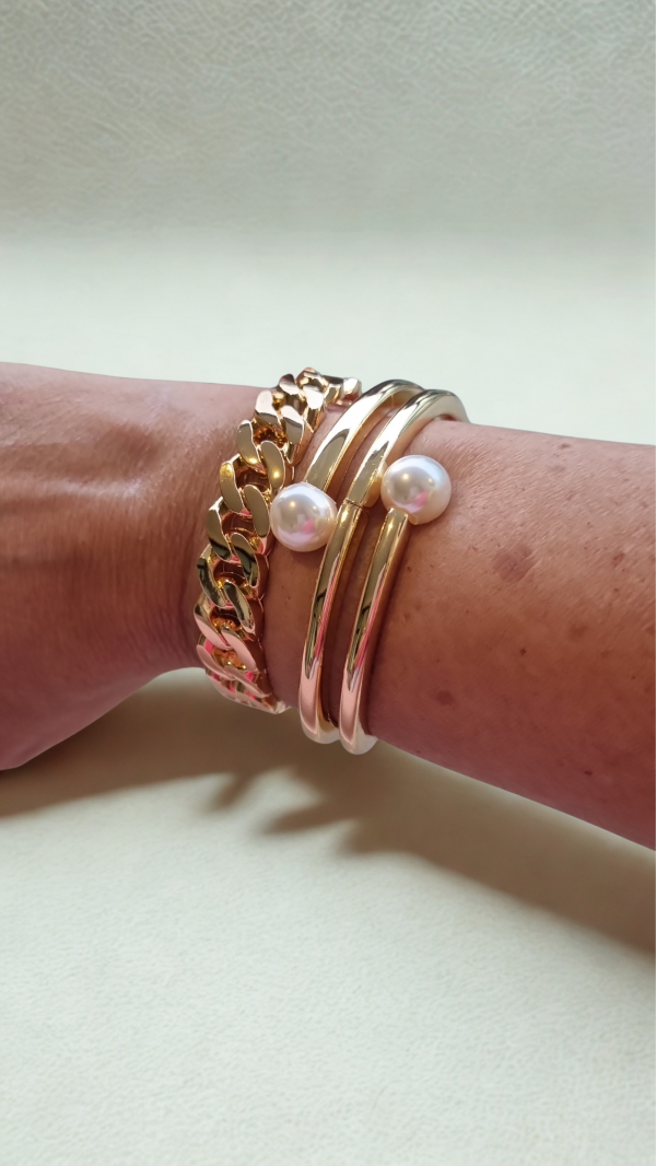 Bracelete Dourado com Ponta de Pérola - Imagem 2