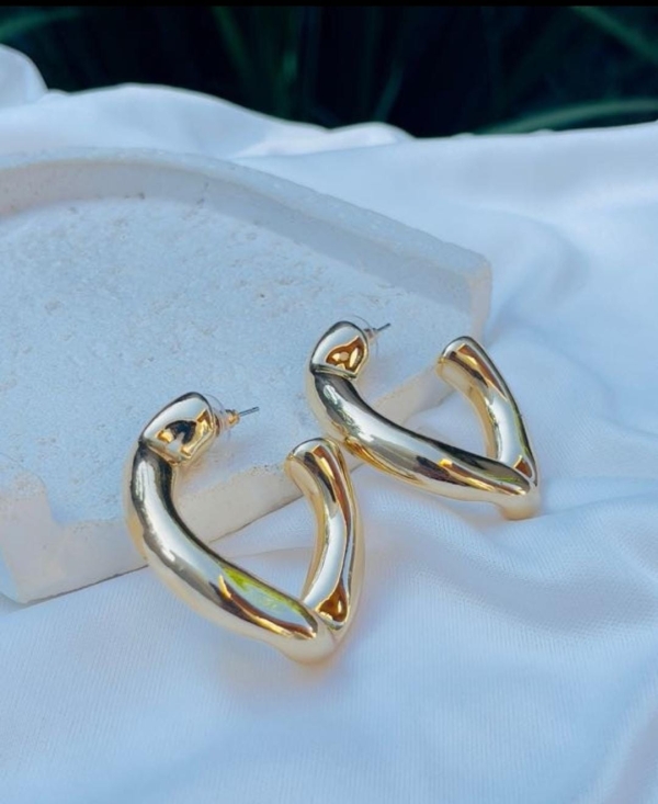 Brinco Argola Orgânico Dourado