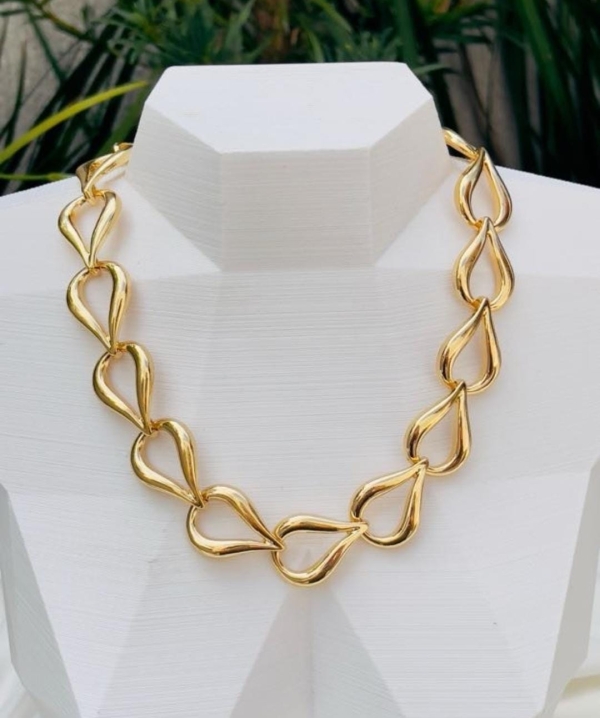 Colar Elos com Gota Dourada