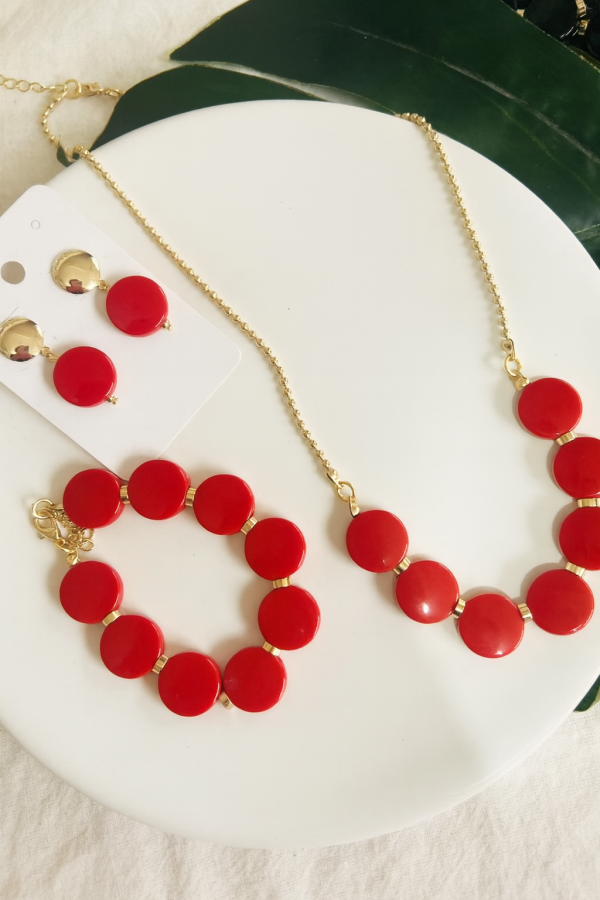 Conjunto de Brincos, Colar e Pulseira em Resina
