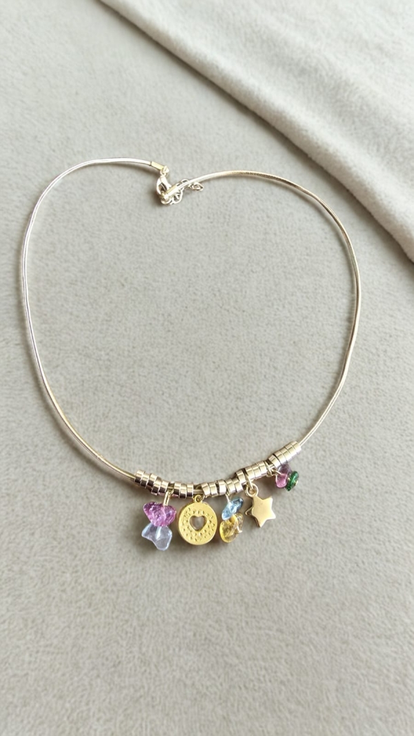 Choker Courinho Dourado com Pedras Coloridas